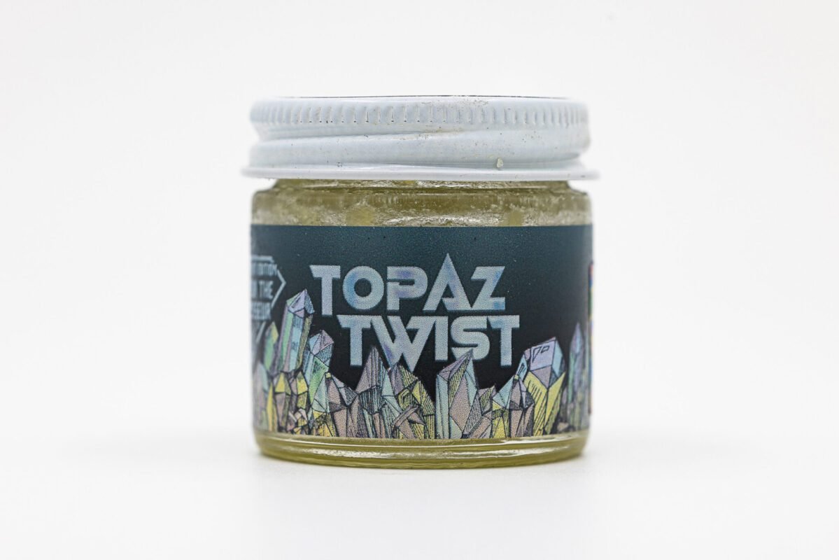 Gemz Sugar Diamonds Topaz Twist 1oz – Premium Concentrate Gemz Sugar Diamonds